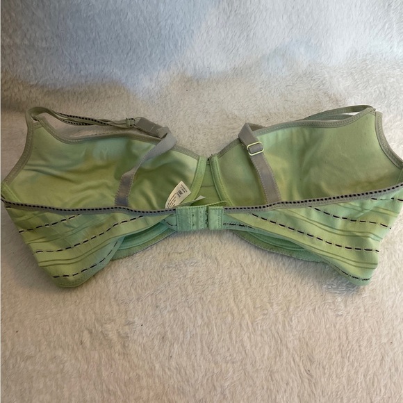 Green Striped Women's wireless Bra - Picture 3 of 5